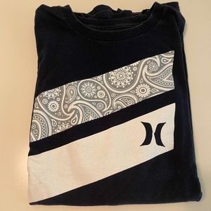Hurly Paisley Graphic tee